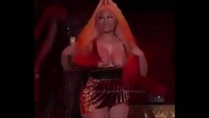 Nicki Minaj udders flash