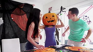 Stepmom's Head Stucked In Halloween Pumpkin, Stepson Helps With His Immense Dick! - Tia Cyrus, Johnny